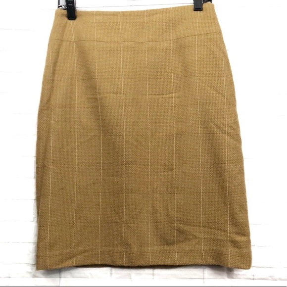 Banana Republic Dresses & Skirts - Banana Republic Fall Tweed Wool Grid Skirt
